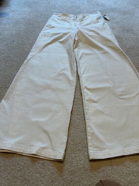 New with tag Wide Leg cream color Pants with details